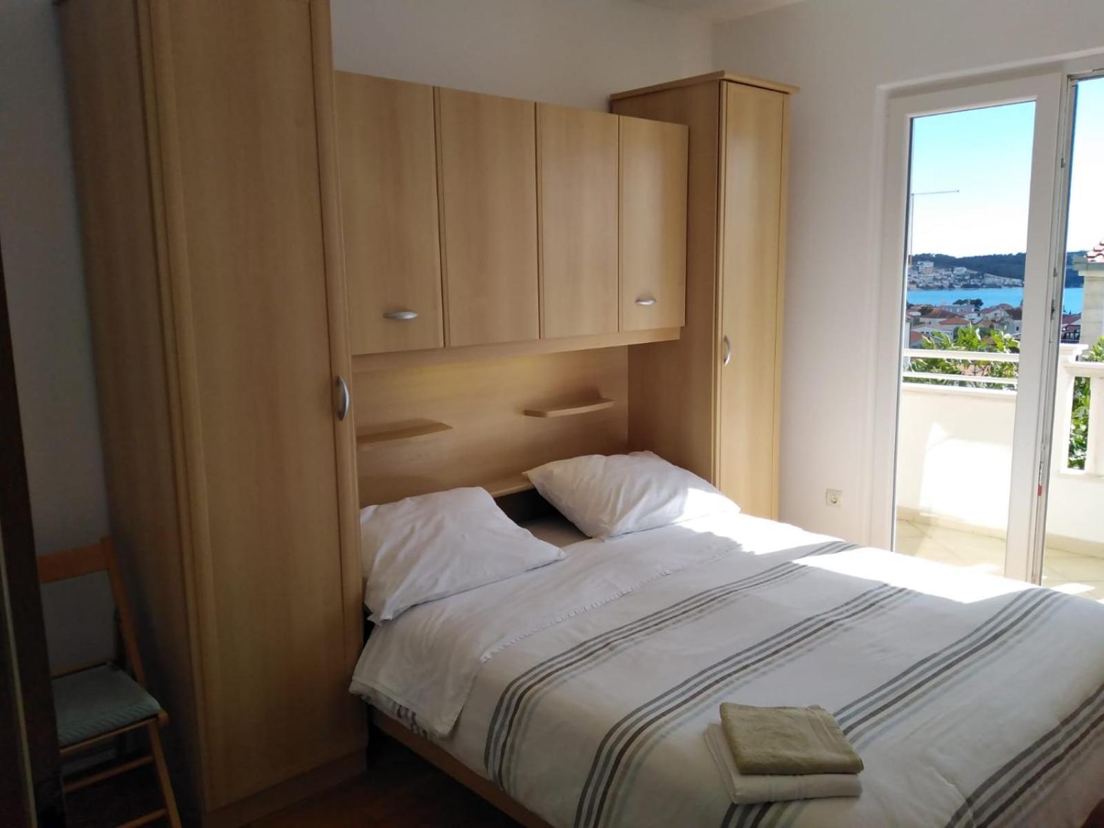 Apartment Mia - Spacious Apartment On 85 M2 With Beautiful Sea View Trogir Exterior foto
